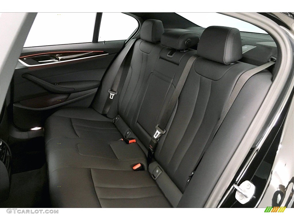 2020 5 Series 530i Sedan - Black Sapphire Metallic / Black photo #30