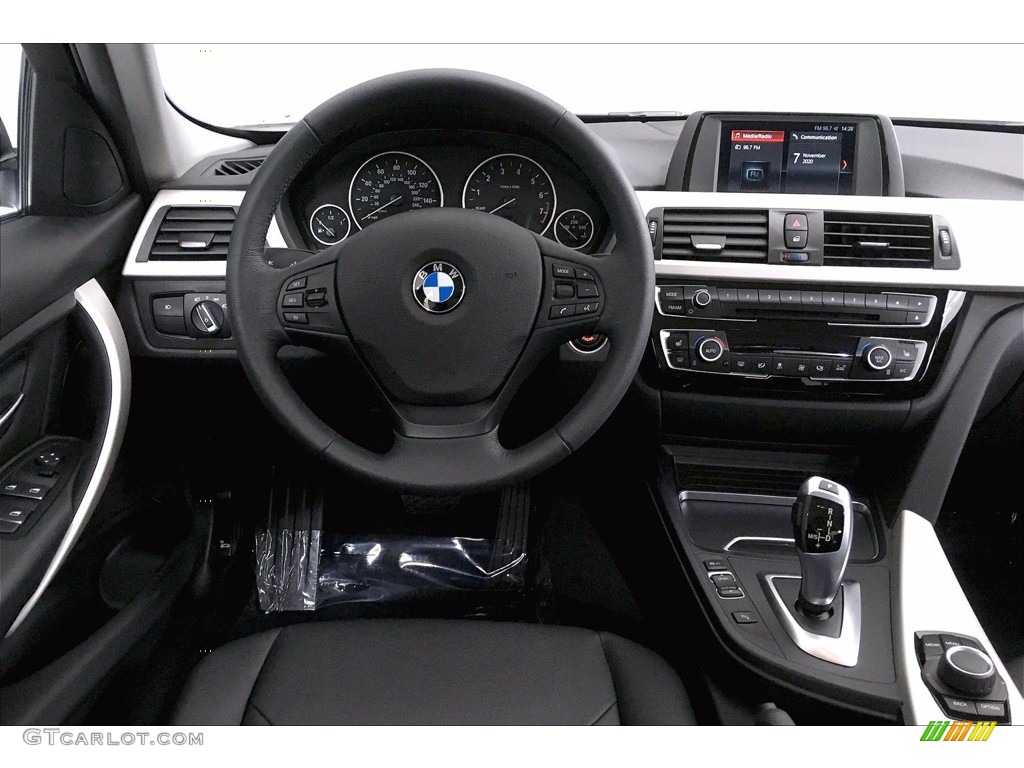 2018 3 Series 320i Sedan - Alpine White / Black photo #4