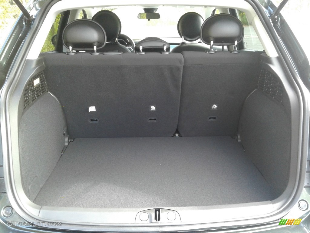 2020 Fiat 500X Pop AWD Trunk Photos