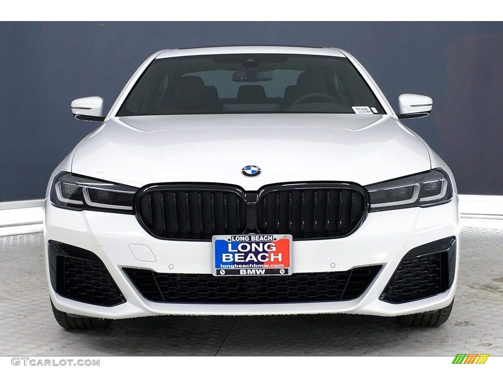 2021 5 Series 530e Sedan - Alpine White / Black photo #2