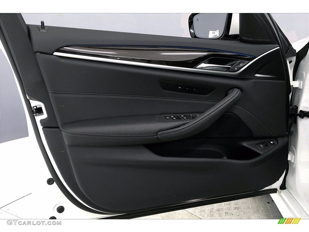 2021 BMW 5 Series 530e Sedan Black Door Panel Photo #140148620