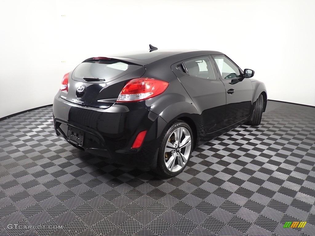 2017 Veloster Value Edition - Ultra Black / Black photo #19