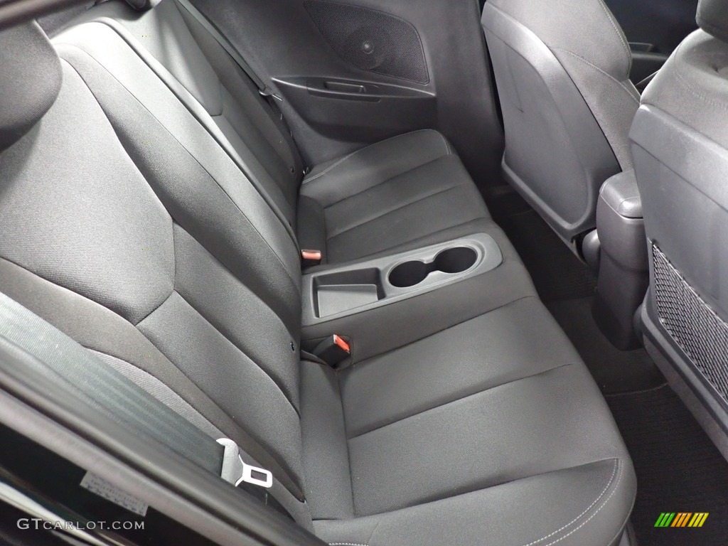 2017 Veloster Value Edition - Ultra Black / Black photo #36