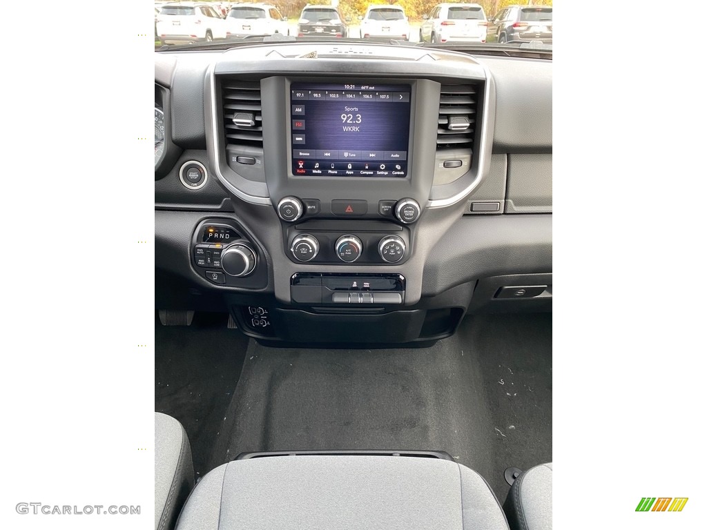 2021 Ram 1500 Big Horn Crew Cab 4x4 Controls Photo #140150907