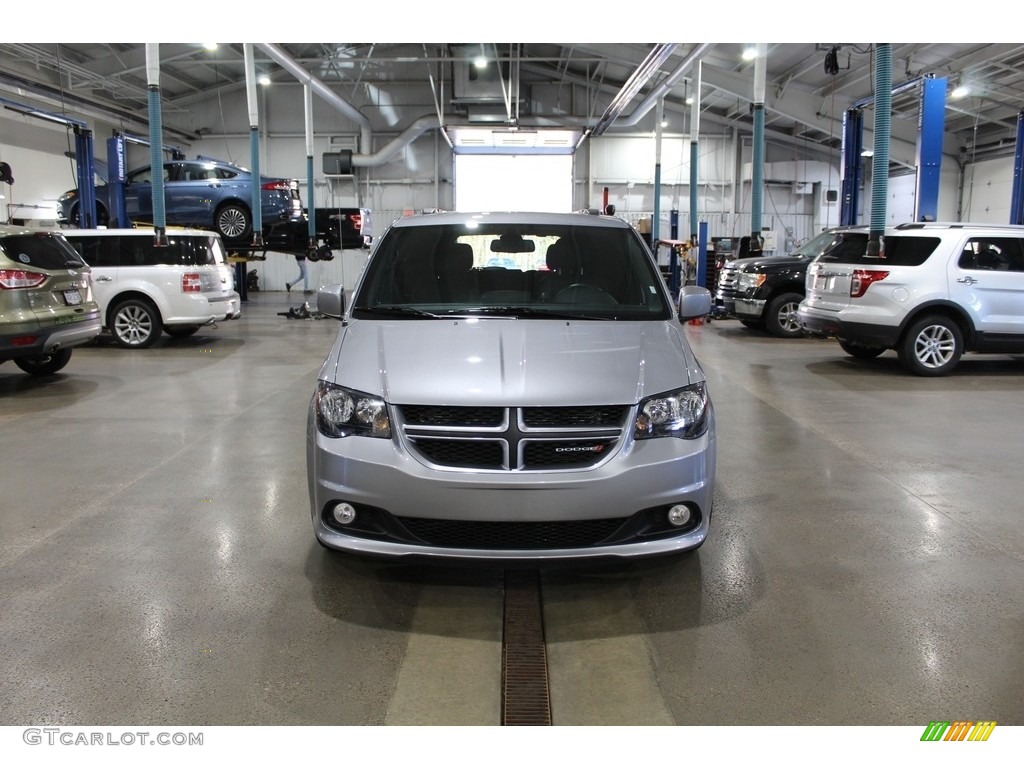 2019 Grand Caravan GT - Granite Pearl / Black photo #2