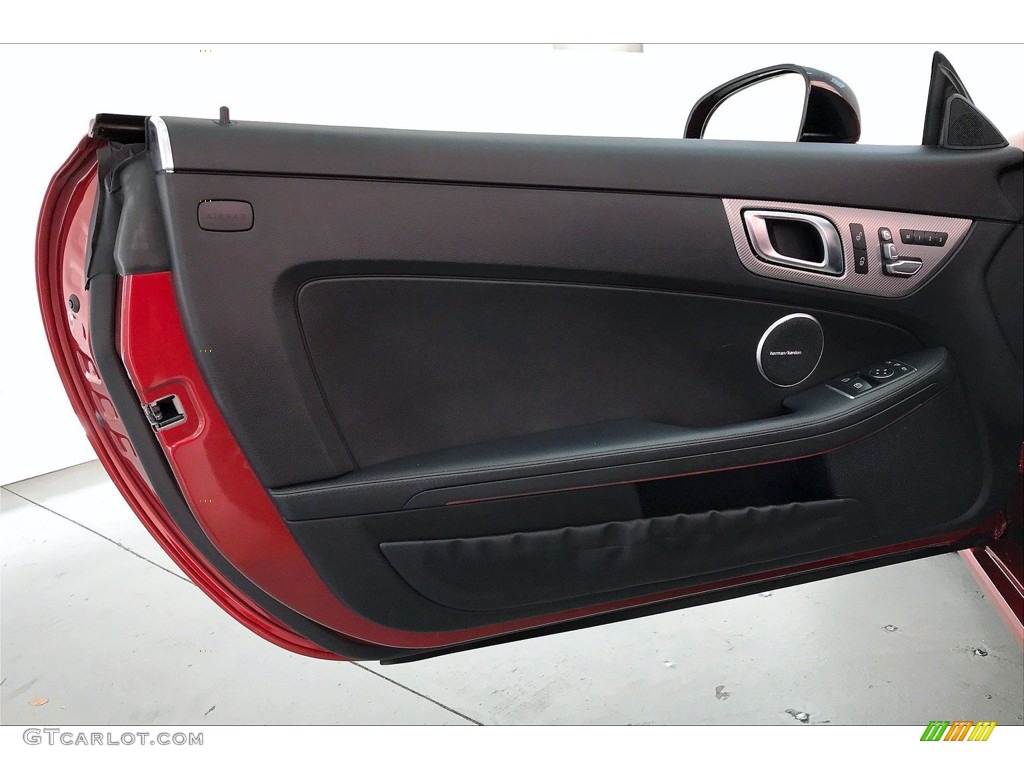 2018 Mercedes-Benz SLC 300 Roadster Black Door Panel Photo #140154684