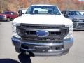 Oxford White - F250 Super Duty XL Regular Cab 4x4 Photo No. 4