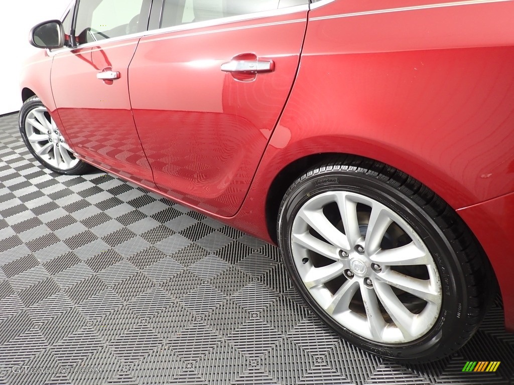 2013 Verano FWD - Crystal Red Tintcoat / Cashmere photo #12