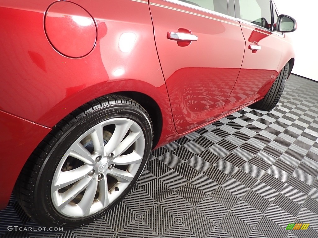 2013 Verano FWD - Crystal Red Tintcoat / Cashmere photo #17