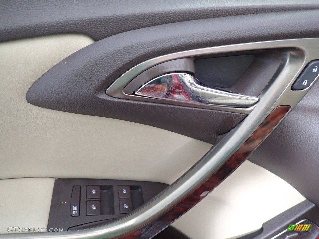 2013 Verano FWD - Crystal Red Tintcoat / Cashmere photo #20