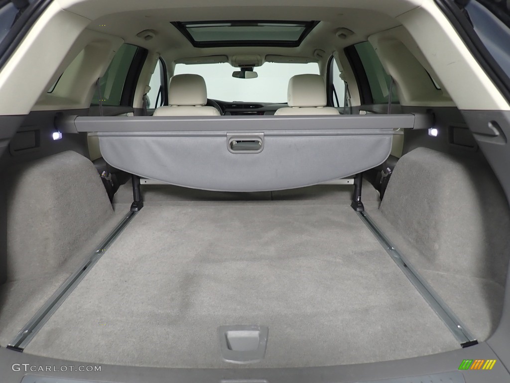 2017 Cadillac XT5 Premium Luxury AWD Trunk Photos