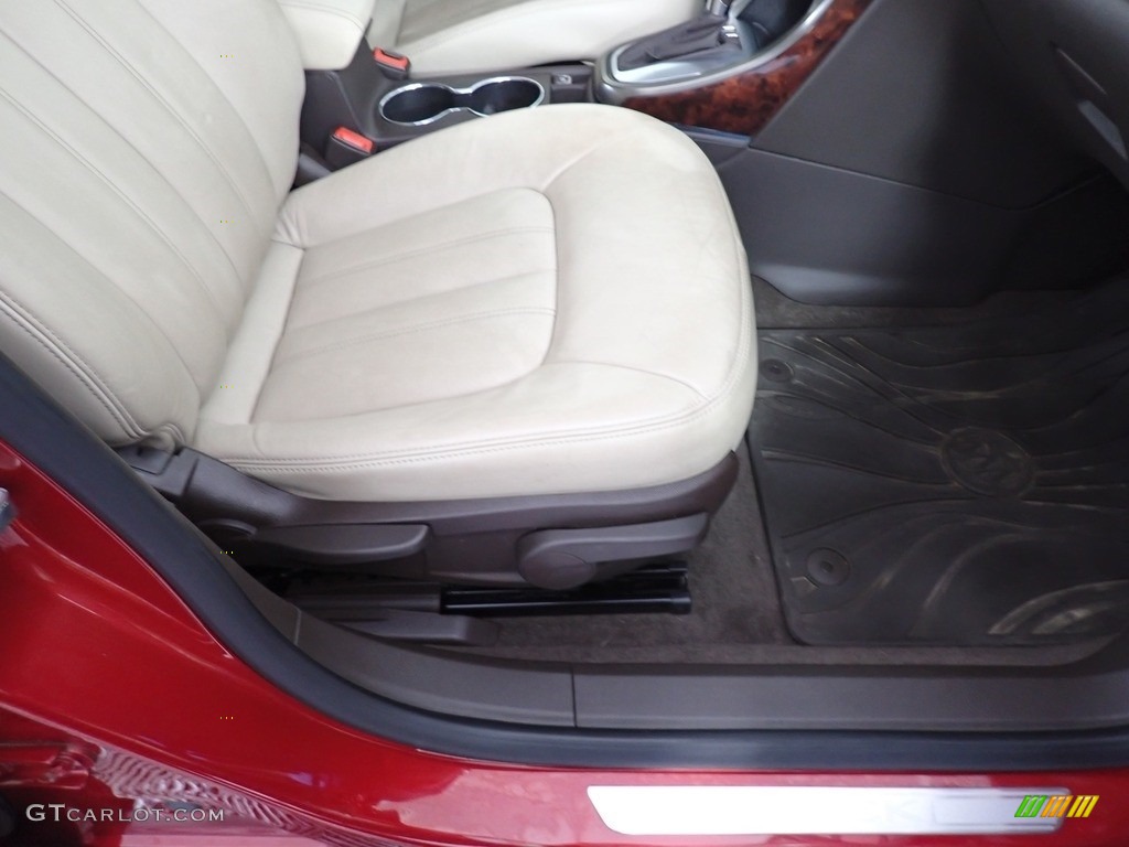 2013 Verano FWD - Crystal Red Tintcoat / Cashmere photo #32