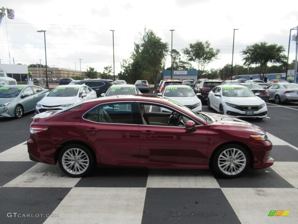 2018 Camry XLE - Ruby Flare Pearl / Macadamia photo #3