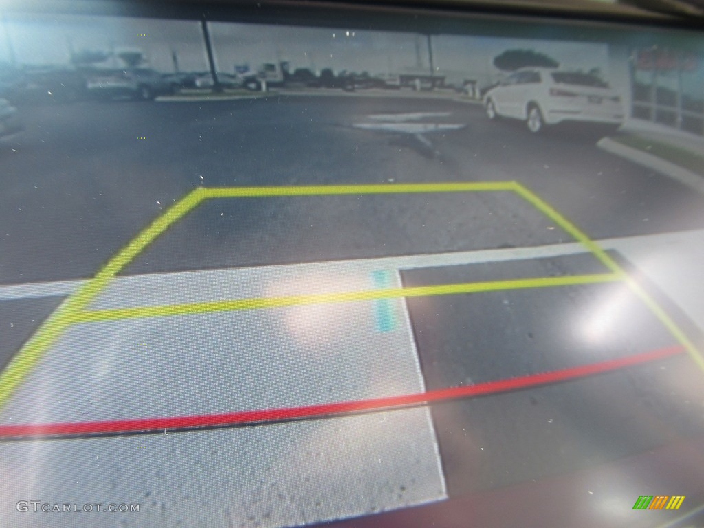 2018 Camry XLE - Ruby Flare Pearl / Macadamia photo #17