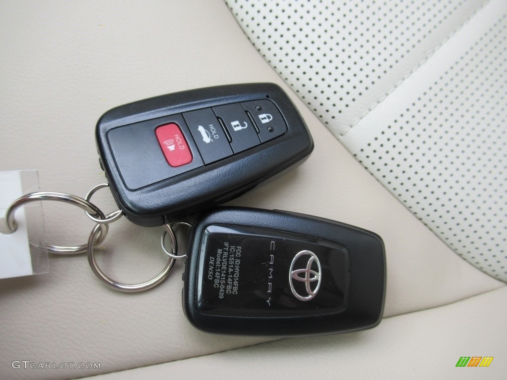 2018 Camry XLE - Ruby Flare Pearl / Macadamia photo #20