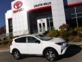 Super White - RAV4 LE AWD Photo No. 2