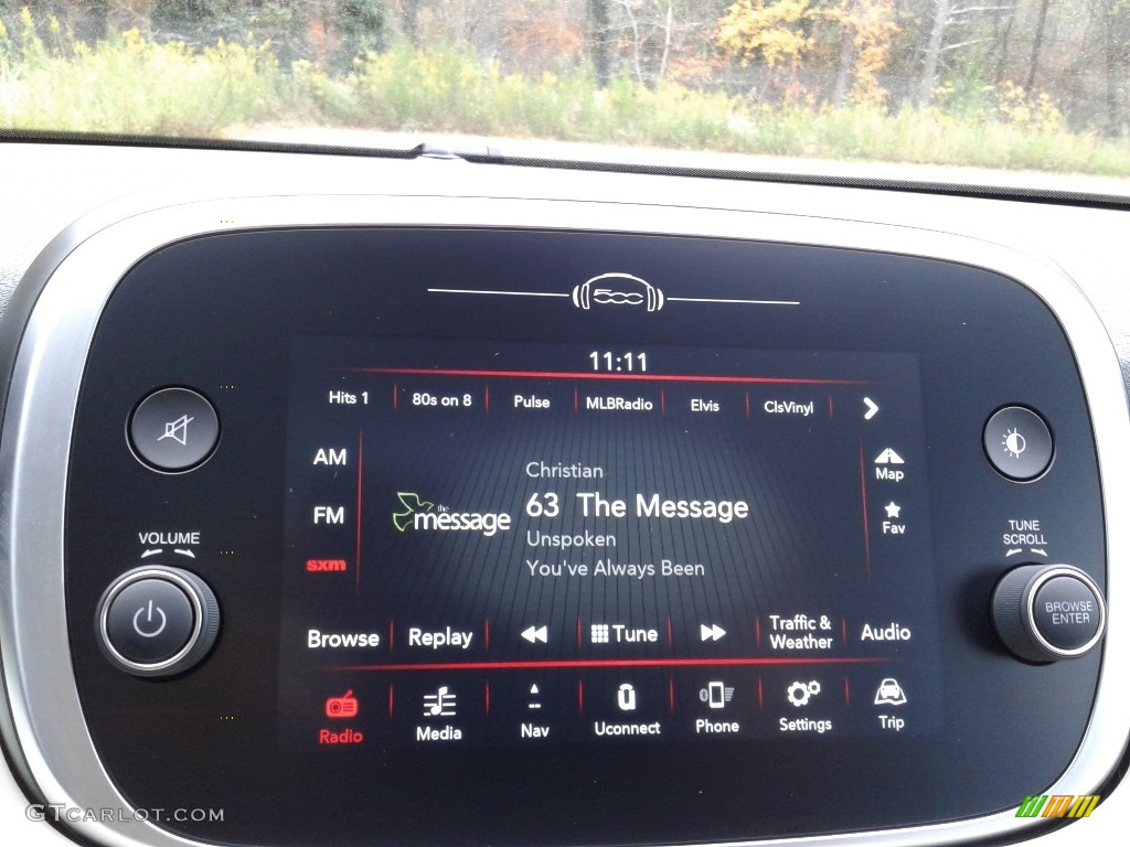 2020 Fiat 500X Trekking AWD Audio System Photos