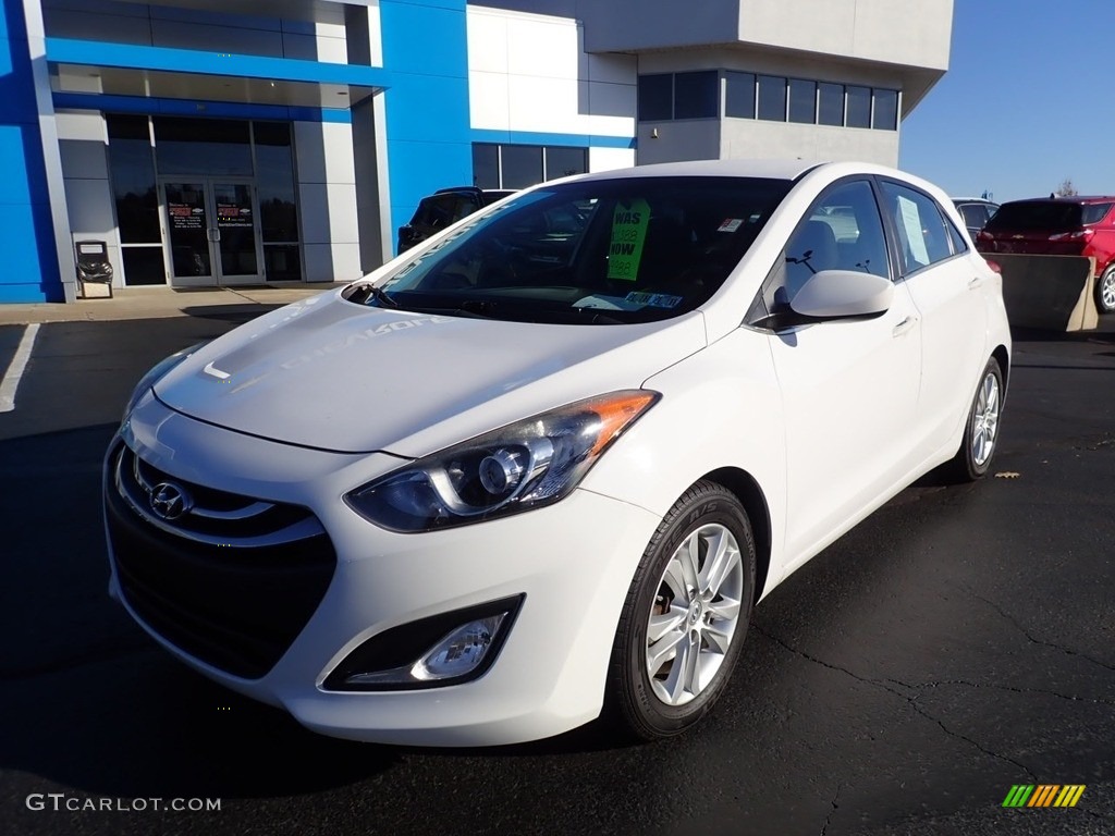 2013 Elantra GT - Monaco White / Black photo #2