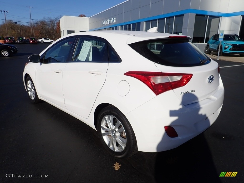 2013 Elantra GT - Monaco White / Black photo #4