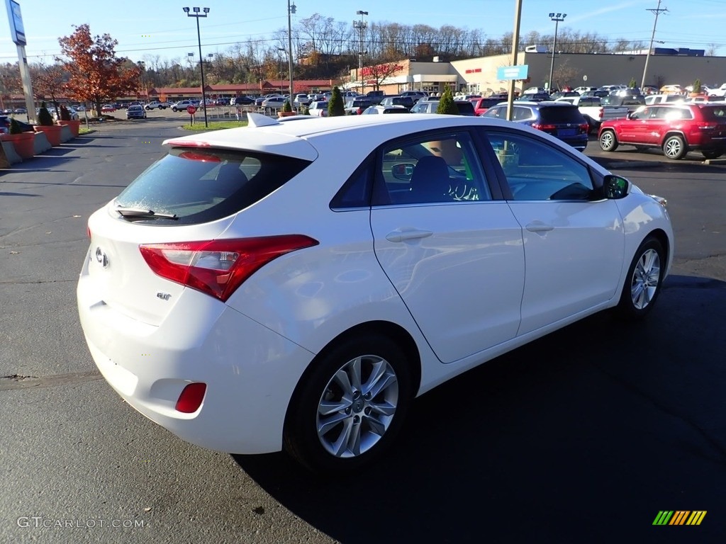 2013 Elantra GT - Monaco White / Black photo #9