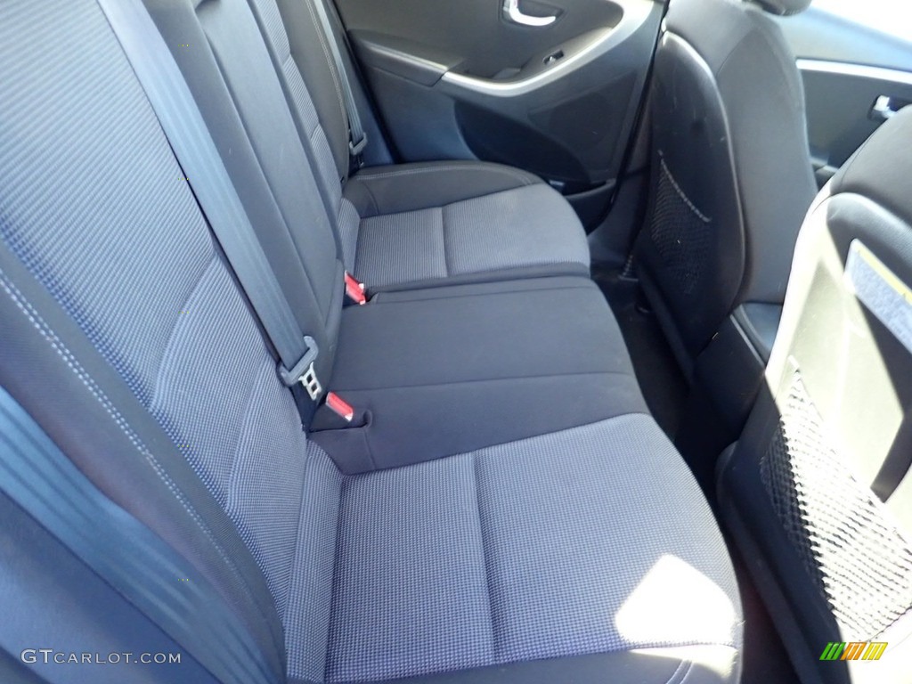 2013 Elantra GT - Monaco White / Black photo #18