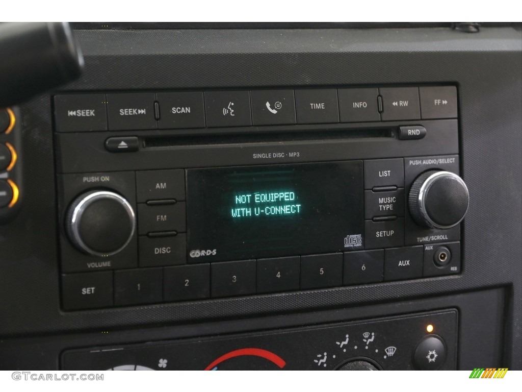 2008 Dodge Dakota ST Extended Cab 4x4 Controls Photos