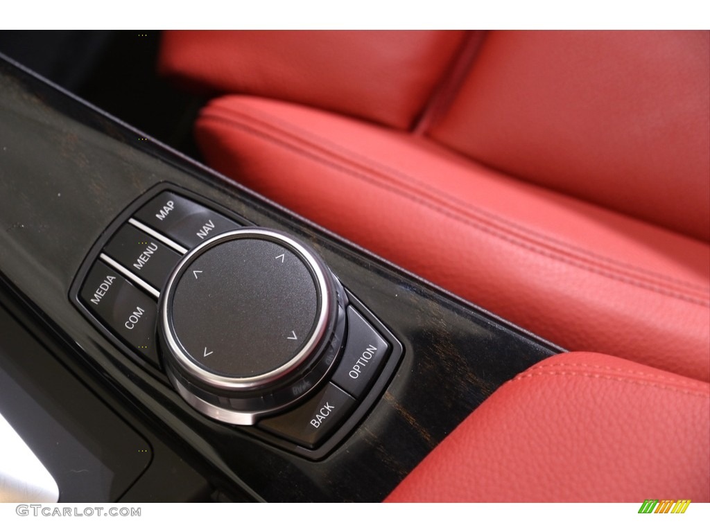 2018 BMW 4 Series 440i xDrive Coupe Controls Photos
