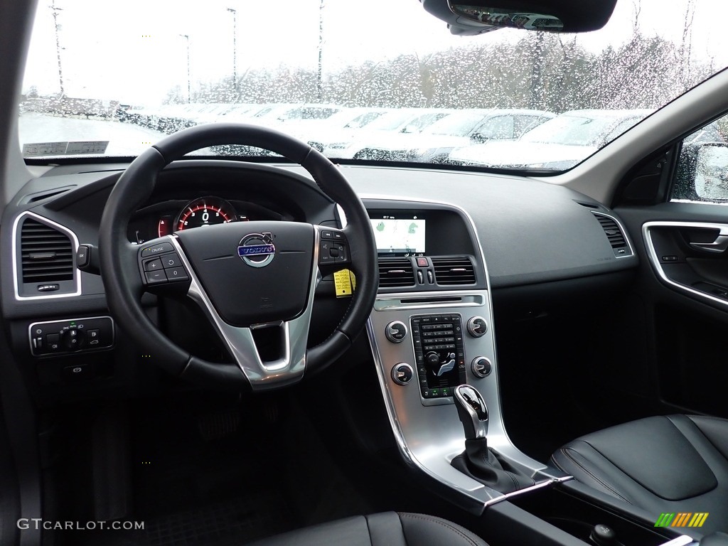 2017 Volvo XC60 T5 Dynamic Interior Color Photos