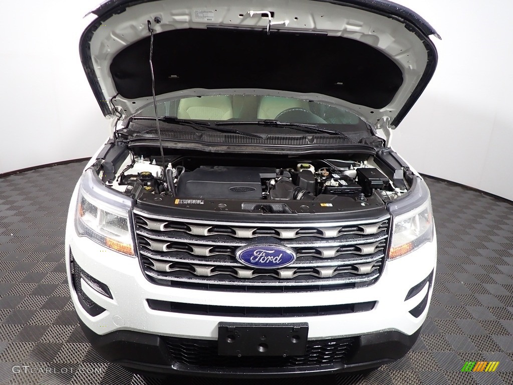 2016 Explorer 4WD - Oxford White / Medium Light Camel photo #5