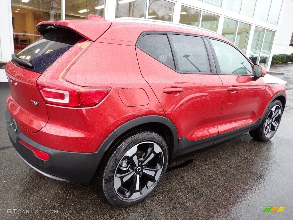 Fusion Red Metallic 2021 Volvo XC40 T5 Momentum AWD Exterior Photo #140179643
