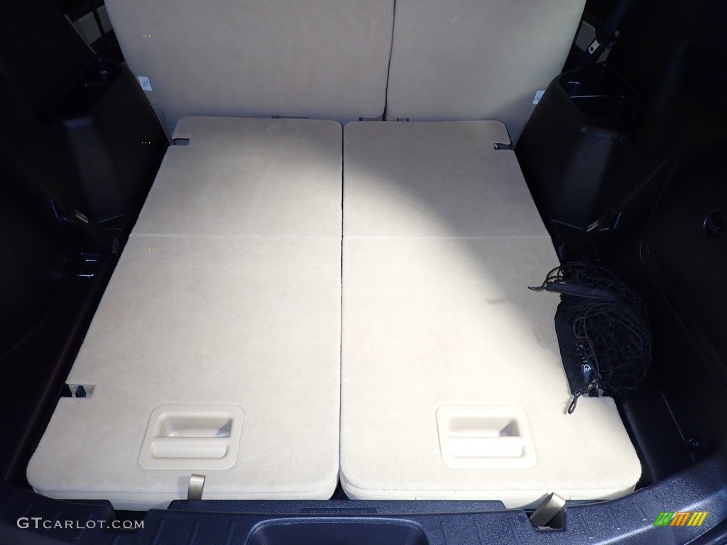 2016 Explorer 4WD - Oxford White / Medium Light Camel photo #13