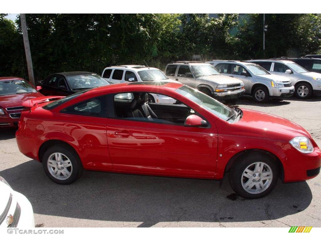 2007 Cobalt LT Sedan - Victory Red / Ebony photo #4