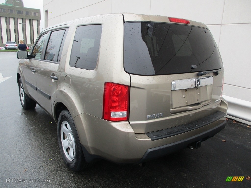 2010 Pilot LX 4WD - Mocha Metallic / Beige photo #3
