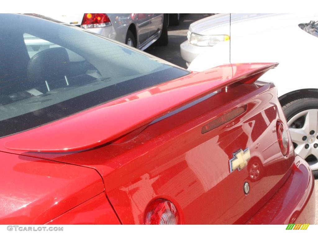 2007 Cobalt LT Sedan - Victory Red / Ebony photo #9