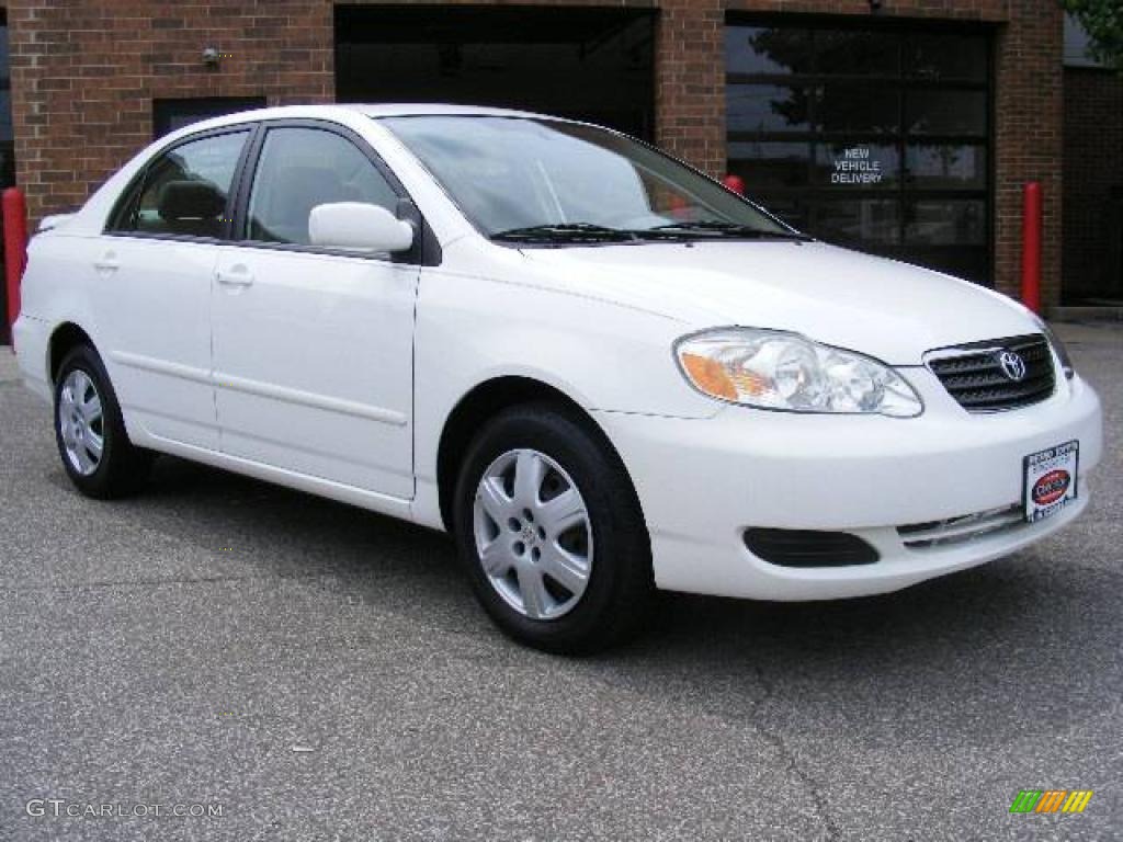 2005 Corolla LE - Super White / Light Gray photo #1