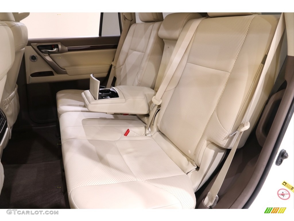 2016 Lexus GX 460 Luxury Rear Seat Photo #140189835