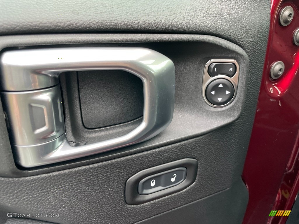 2021 Jeep Gladiator High Altitude 4x4 Door Panel Photos