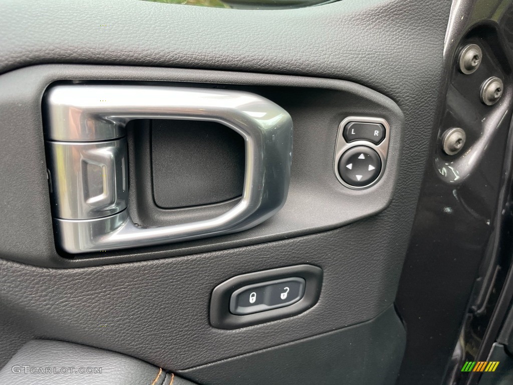 2021 Jeep Gladiator Mojave 4x4 Black Door Panel Photo #140192580