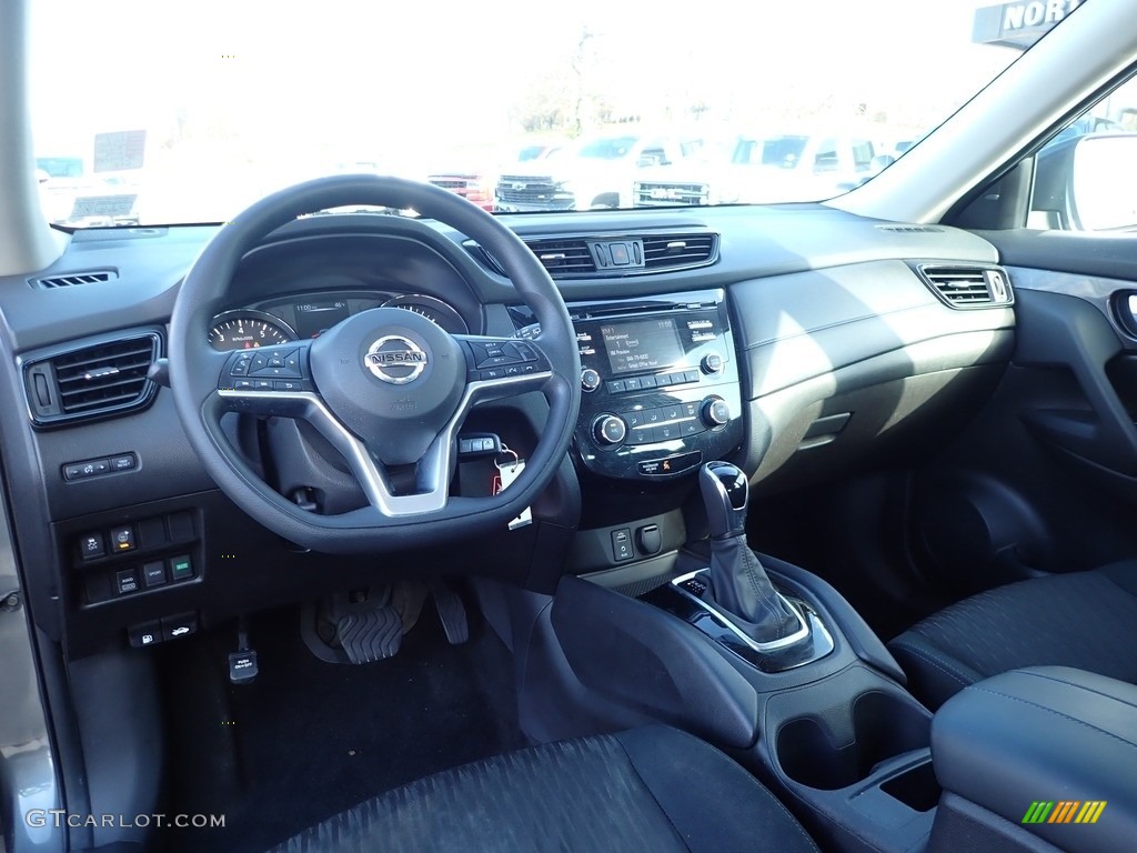 2017 Rogue S AWD - Gun Metallic / Charcoal photo #18