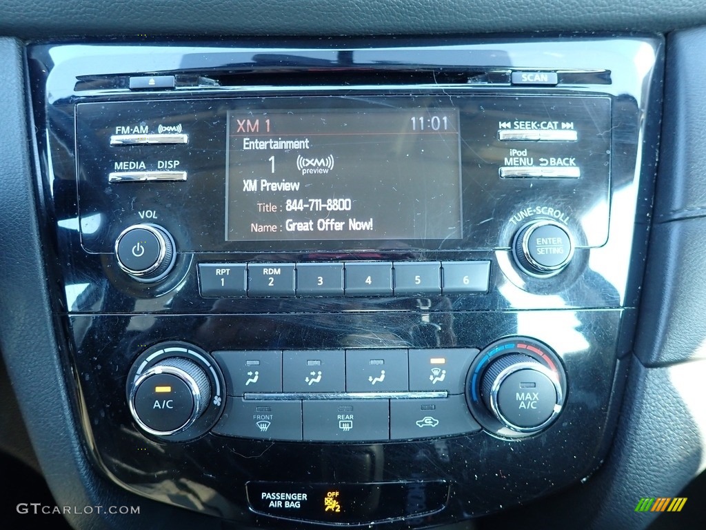 2017 Rogue S AWD - Gun Metallic / Charcoal photo #24