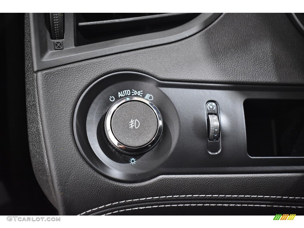 2010 LaCrosse CXL - Carbon Black Metallic / Ebony photo #11