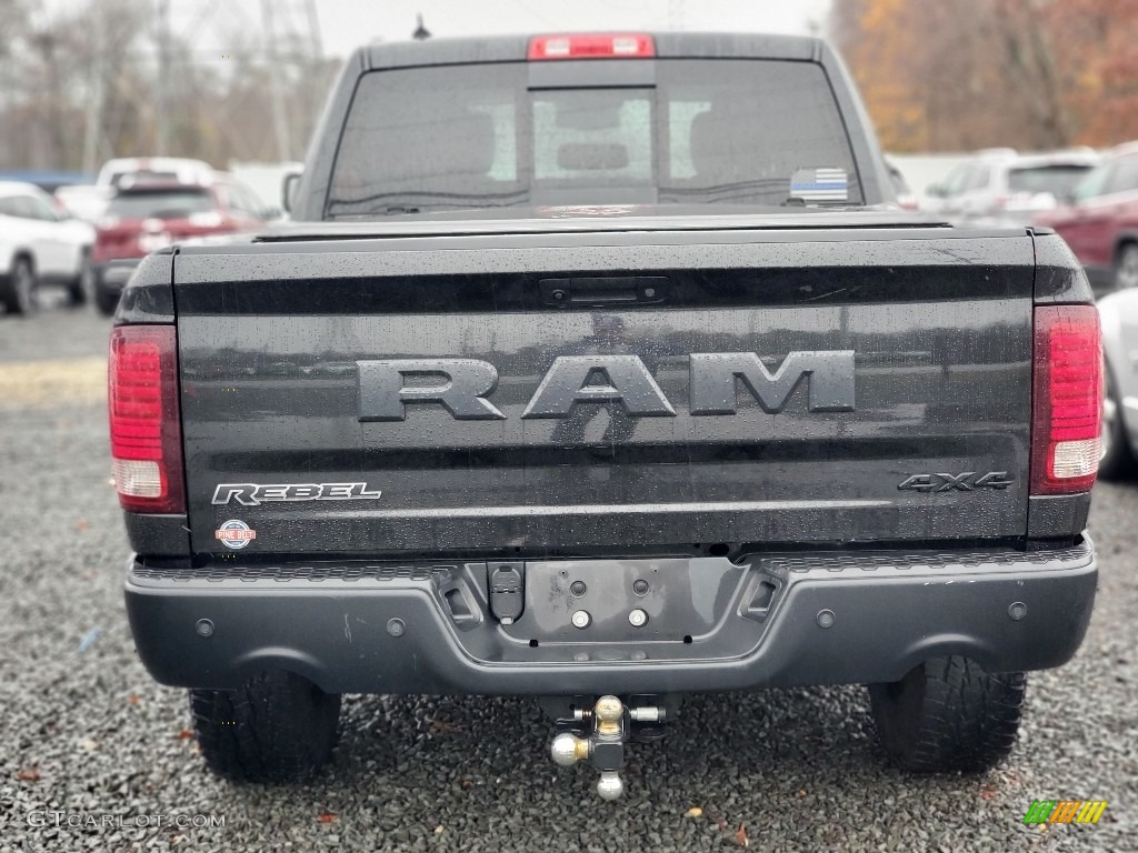 2018 1500 Rebel Crew Cab 4x4 - Brilliant Black Crystal Pearl / Black photo #3