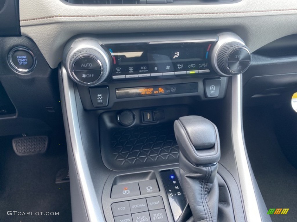 2021 Toyota RAV4 XLE AWD Controls Photo #140199372