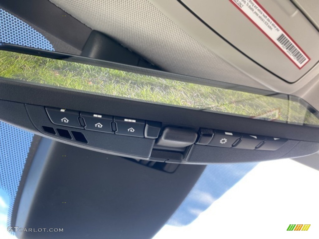 2021 Toyota Sienna Limited AWD Hybrid Controls Photo #140199996