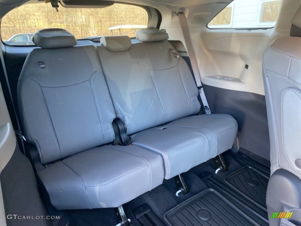 2021 Toyota Sienna Limited AWD Hybrid Rear Seat Photo #140200179