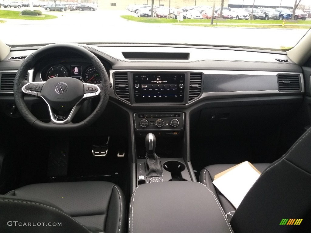 Titan Black Interior 2021 Volkswagen Atlas SE R-Line 4Motion Photo #140201702