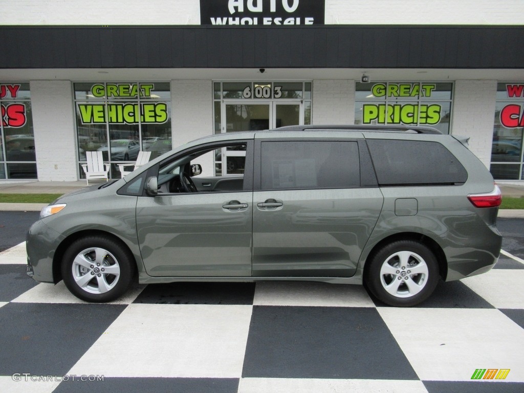 Alumina Jade Metallic Toyota Sienna