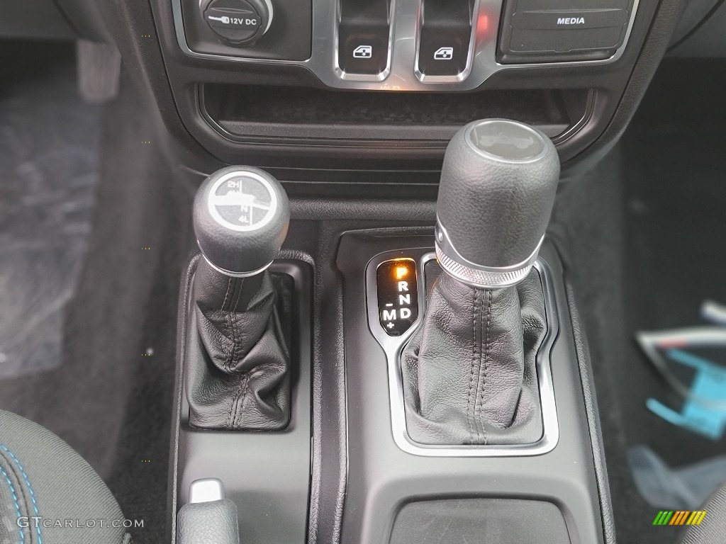 2021 Jeep Wrangler Islander 4x4 8 Speed Automatic Transmission Photo #140203086