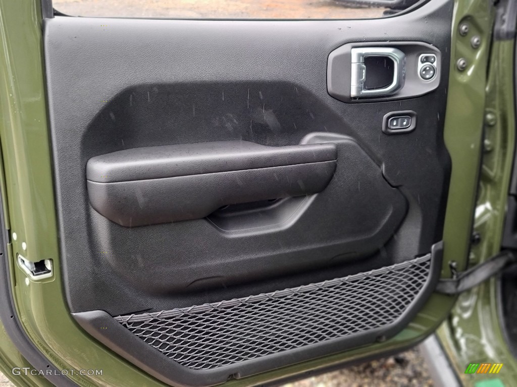 2021 Jeep Wrangler Unlimited Willys 4x4 Black Door Panel Photo #140203791