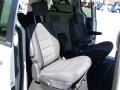 Stone White - Grand Caravan SE Photo No. 9